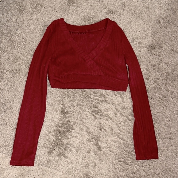 NEW 2 piece crop top and high waisted split skirt - Picture 3 of 4